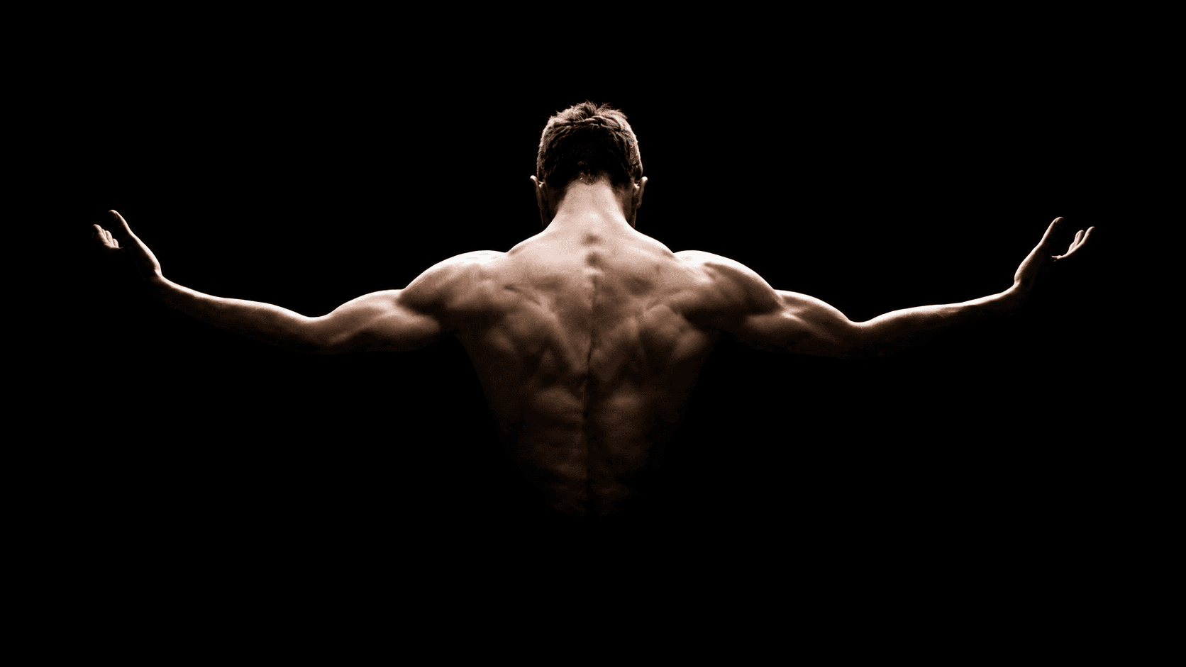 Athlete training during a live online fitness session